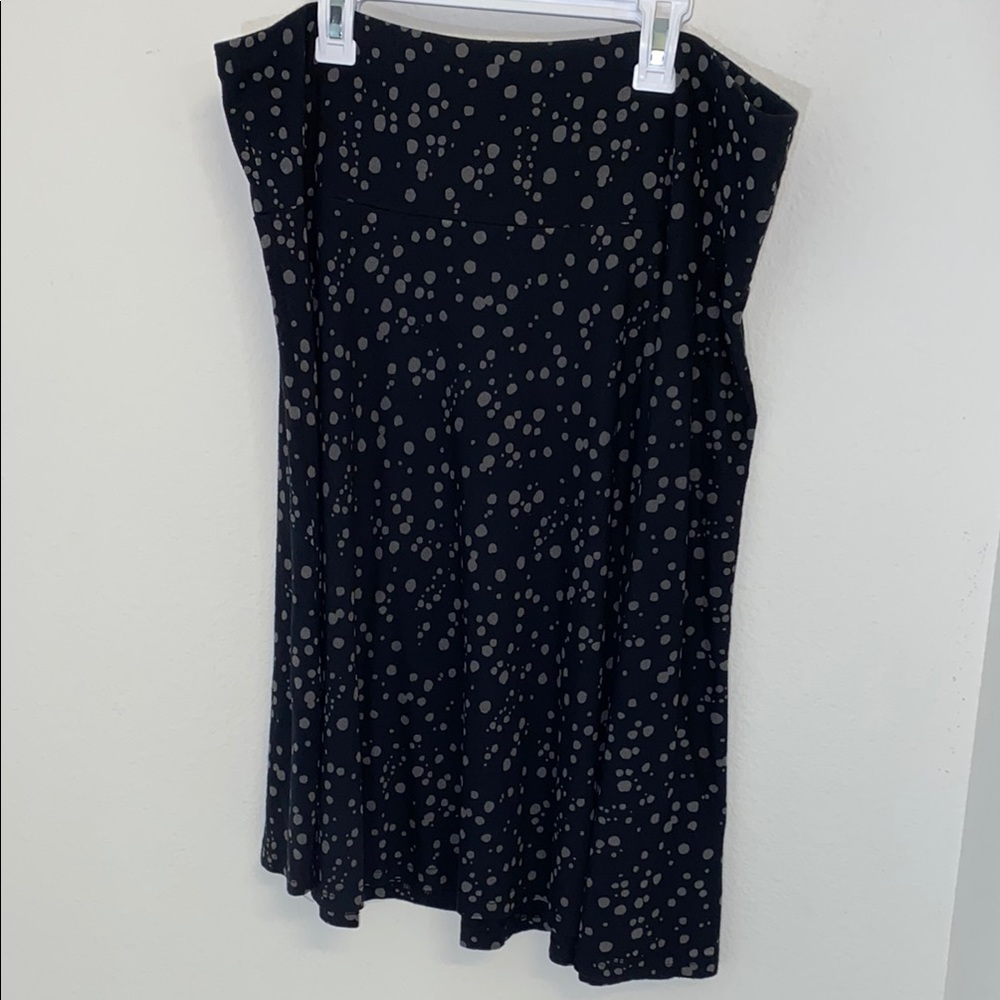 H&M Black Soft Flowy Stretchy Skirt Size 14